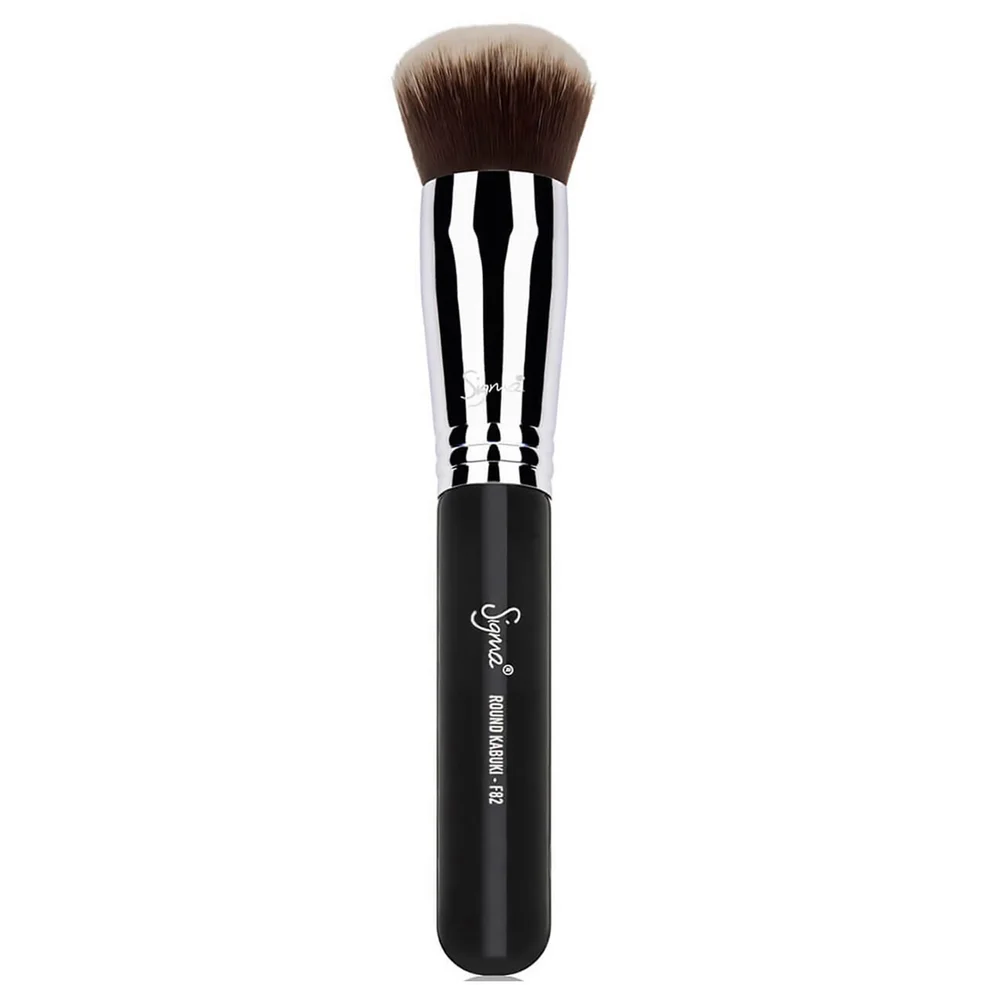 Sigma F82 Round Kabuki™ Brush Image 1