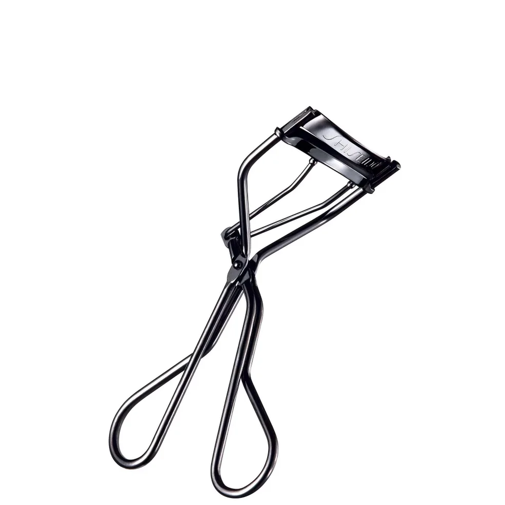 Shiseido Eyelash Curler Image 1