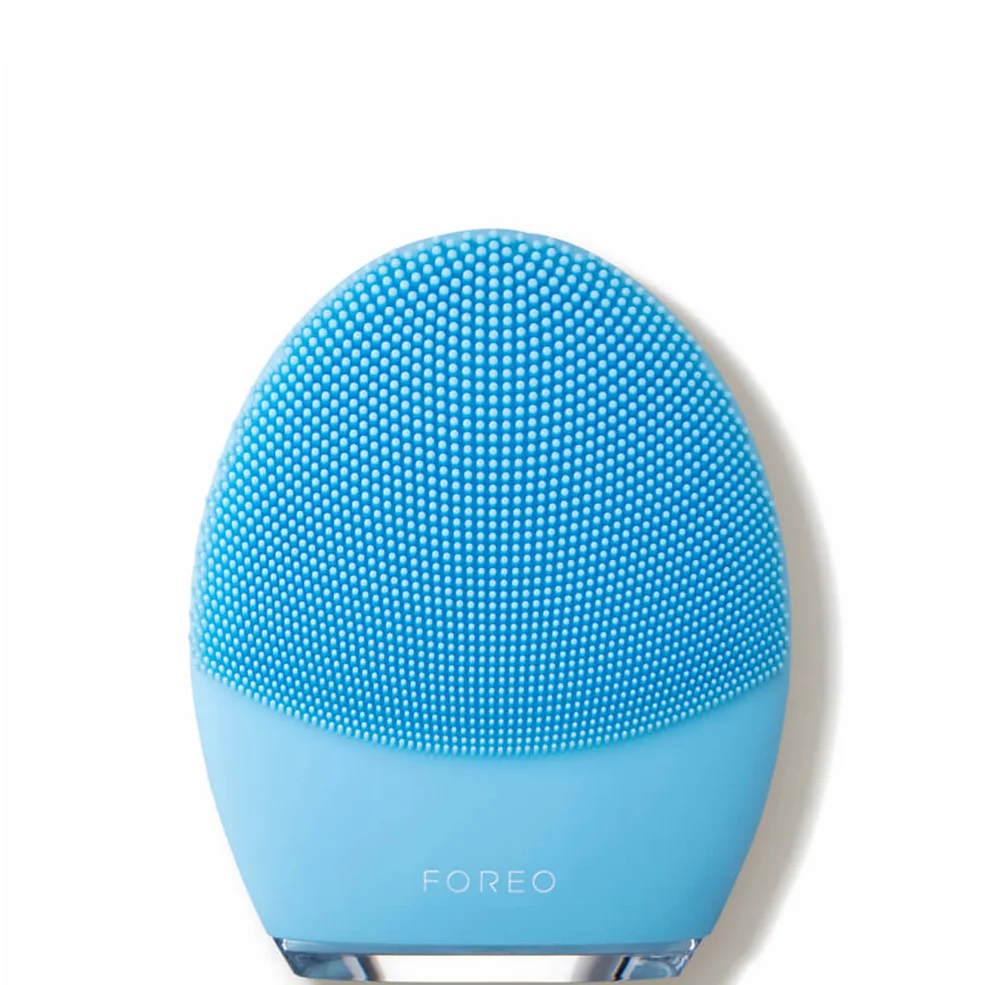 FOREO LUNA™ 3 Facial Cleansing Brush for Combination Skin Image 1