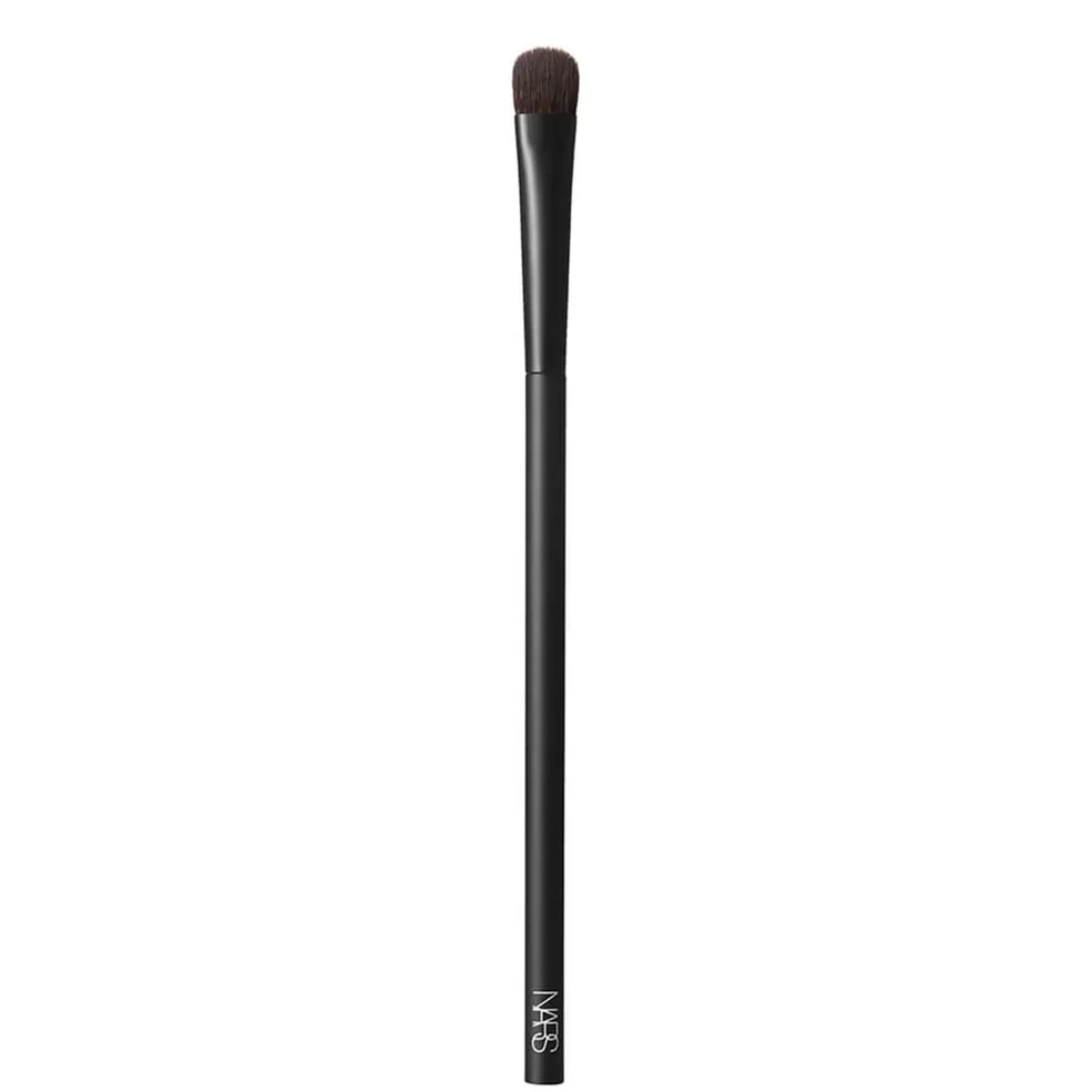 NARS Small Eyeshadow Brush Image 1