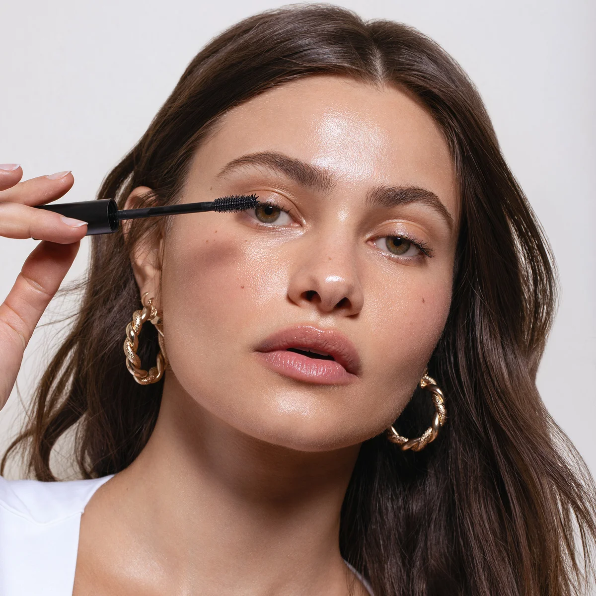 Glowy super gel de SAIE: un must para un brillo húmedo en tu piel Glowy super gel de SAIE: un must para un brillo húmedo en tu piel