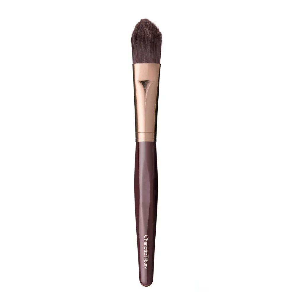 Charlotte Tilbury Foundation Brush Image 1