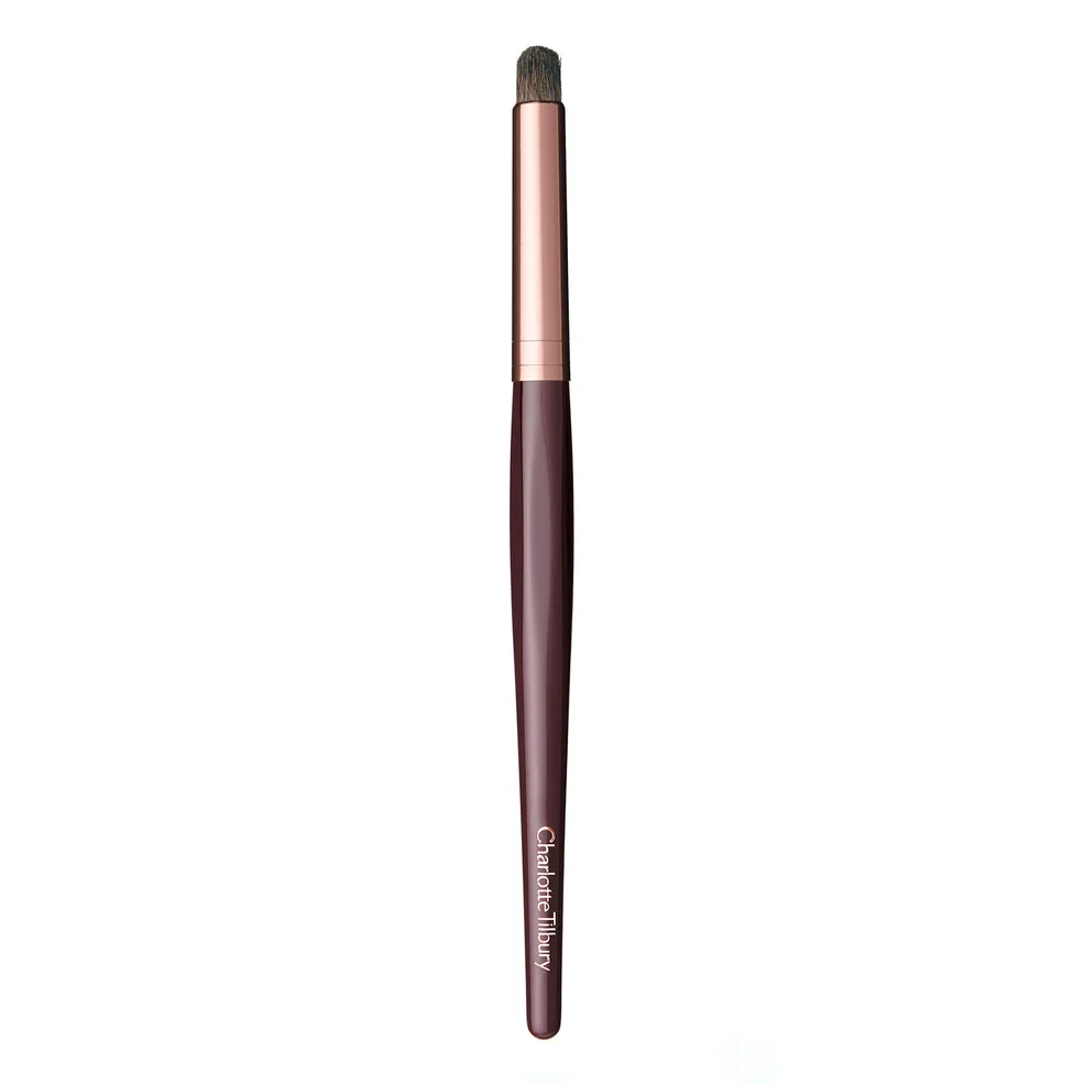 Charlotte Tilbury Eye Smudger Brush Image 1
