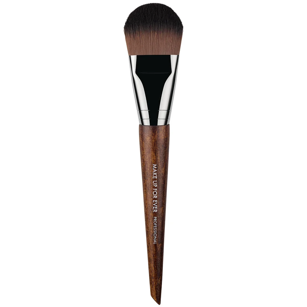 MAKE UP FOR EVER #108 Foundation Brush - Large - Image 1