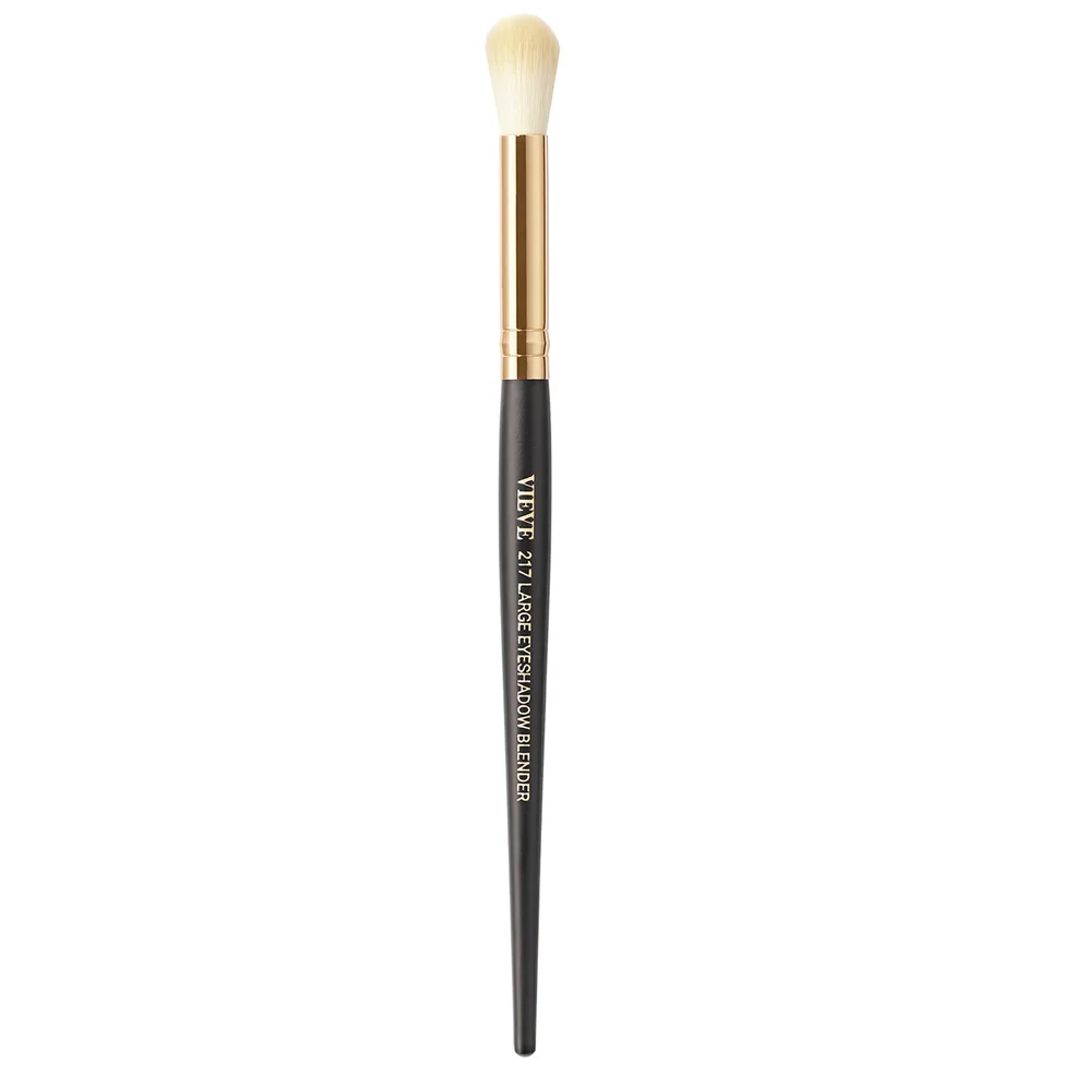 VIEVE 217 Large Eyeshadow Blender Brush Image 1