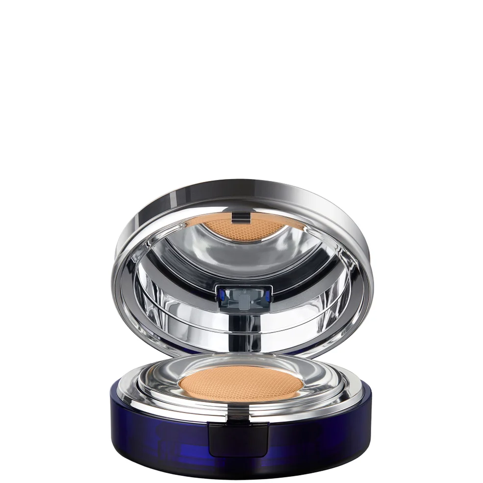 La Prairie Skin Caviar Essence-in-Foundation SPF 25 - Almond Beige Image 1